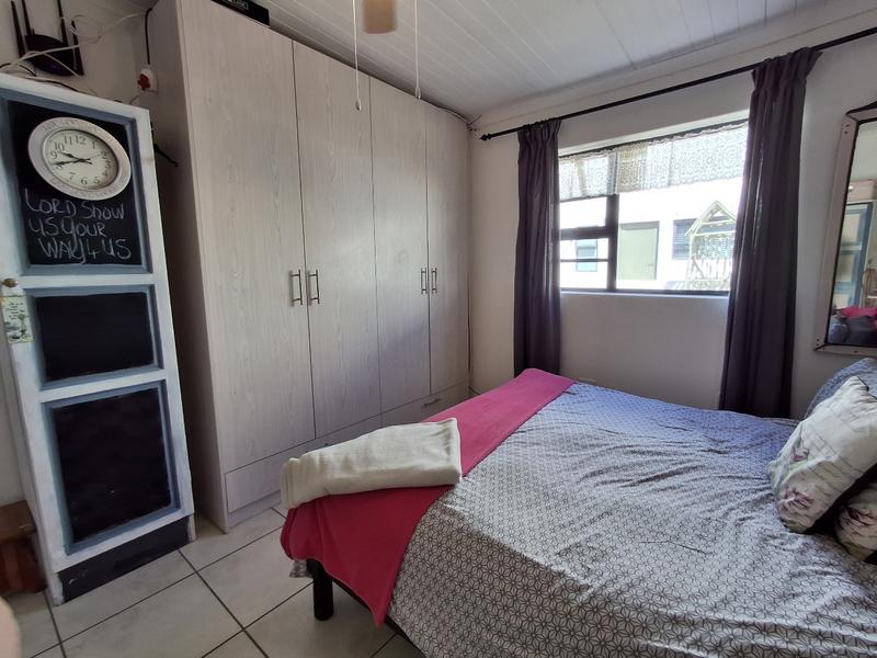 2 Bedroom Property for Sale in Britannia Bay Western Cape